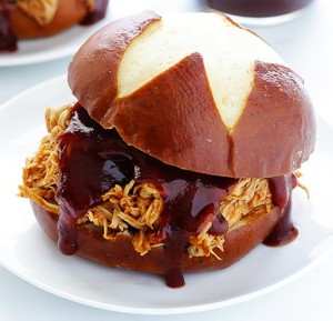 Slow_Cooker_BBQ_Shredded_Chicken (2)